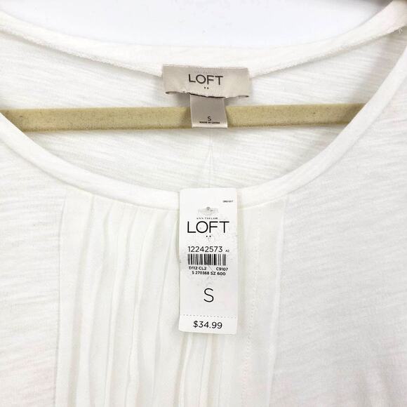Loft Chiffon Pleated White Tee Shirt womens Size Small NWT - Picture 3 of 4